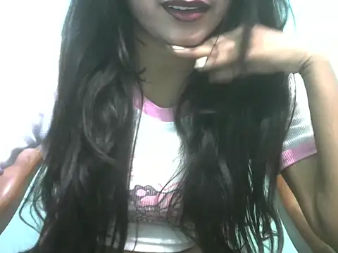 Lovely-Pandey webcam