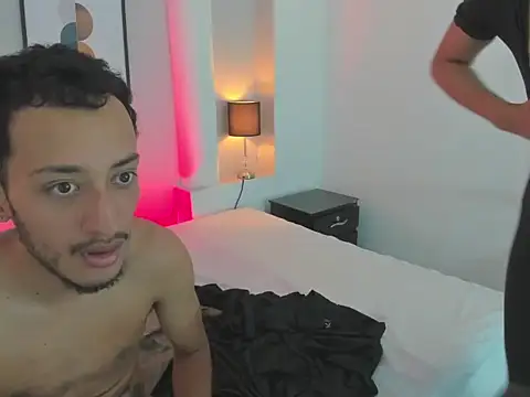 Tangled_couper webcam