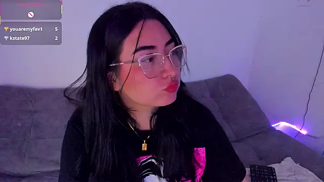 Curvybaddie99 webcam