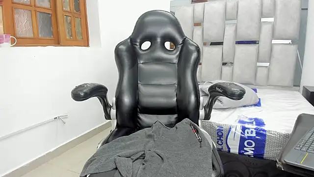 khris__evans's live cam