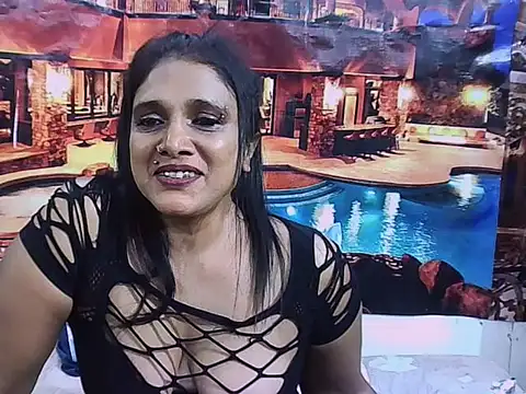 IndianSexyLady20 webcam
