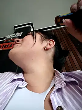 Lesly_10- live sex cam