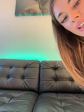 IsabellaEtthan's live cam