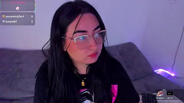 Curvybaddie99 webcam