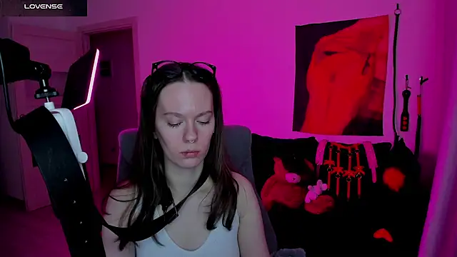 Goddess_of_Fertility webcam