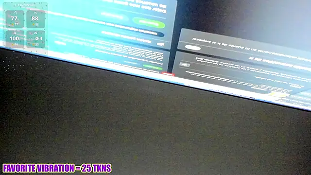 LovelyNickii webcam
