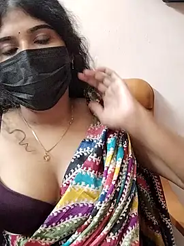 Webcam Model (Sunitha28)  is live.Free join now!