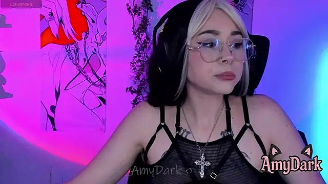_AmyDark webcam