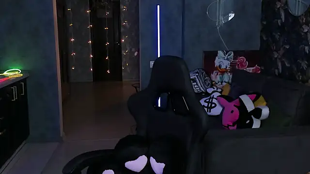 blckmirrorr - Blckmirrorr's free webcam - UK Sex Cams