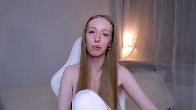 Luna_insniity webcam