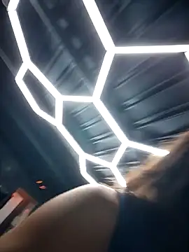 izabella_bella - Izabella_Bella's free webcam - UK Sex Cams