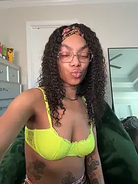 butterflybootyy webcam