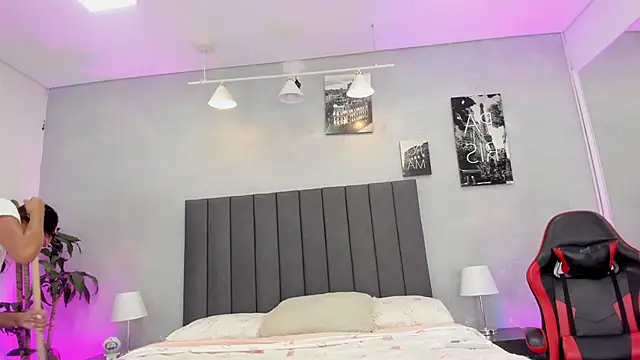 kendra_london webcam