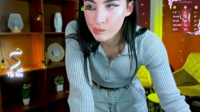 alia_skay webcam