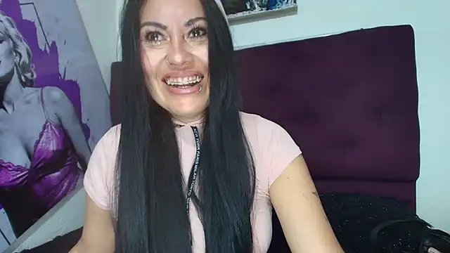 Tania_mature webcam