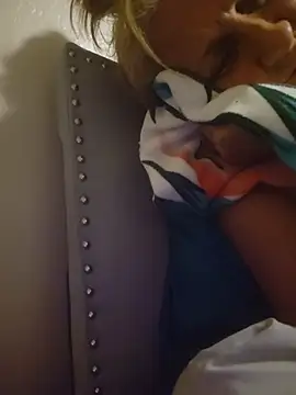 SultrySummer68 webcam