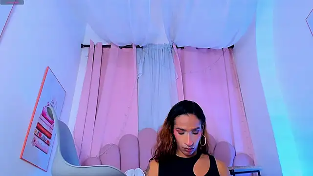 NicoleMadrird webcam