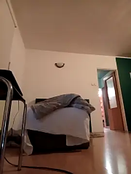 YoungGenerali webcam