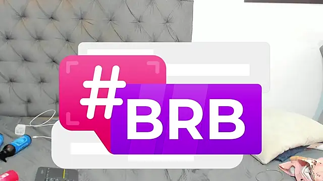 nahiroby_ebony webcam