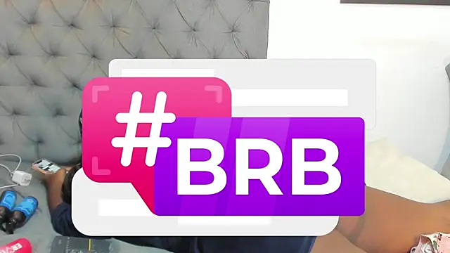 nahiroby_ebony webcam