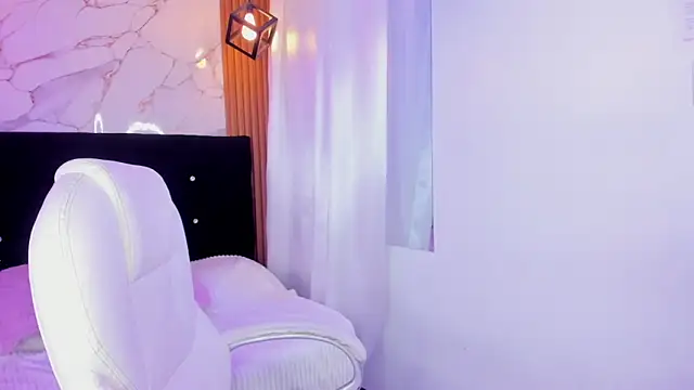 Anniie__Evans webcam