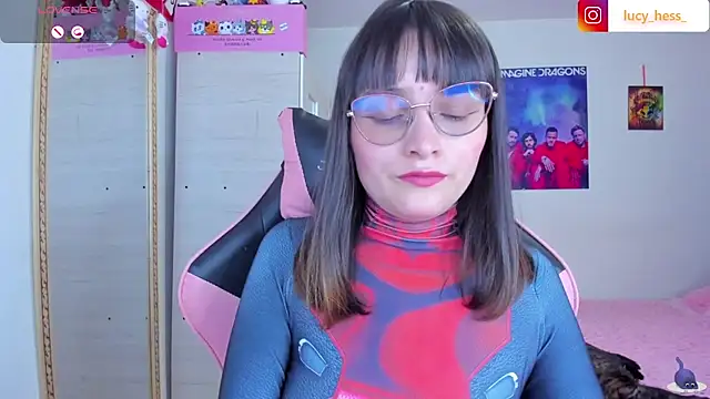 Lucyy-hess webcam