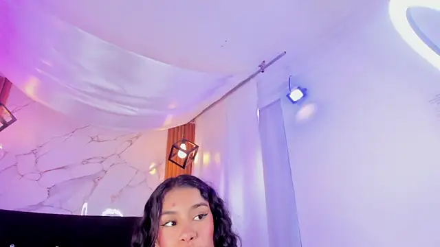 Anniie__Evans webcam