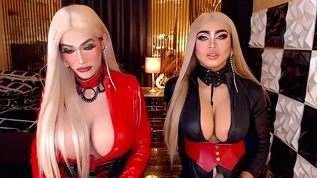 MonstrousCockDiva webcam