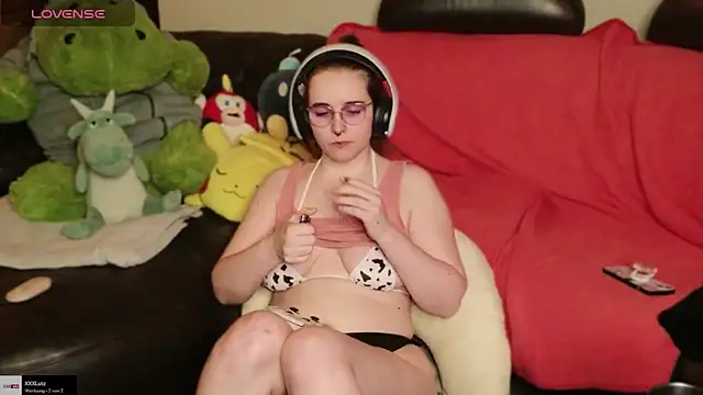 GamerGirl_Eve webcam