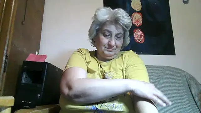 ExquisiteMature webcam