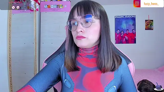 Lucyy-hess webcam