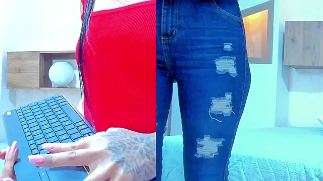 Emilly_Beaumont webcam