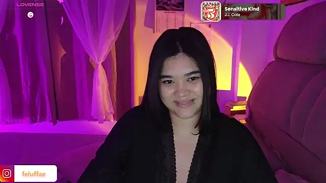 feluriana (F young) - squeeze boobs