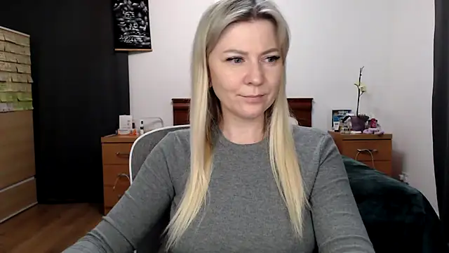 ParadiseAlina live sex cam