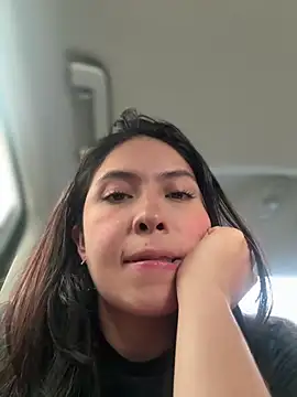 Paulinaisyour webcam