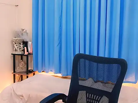 Mimi_Mckinley webcam