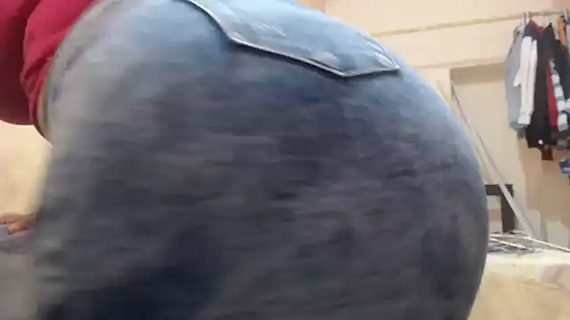 SEXY_SENSUALSARA webcam