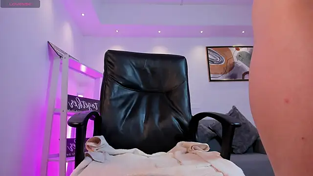 Alicee_Broownn webcam