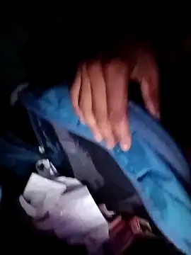 rocky_play_boy_ webcam