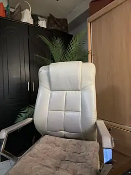 XGoodnessGracious's room