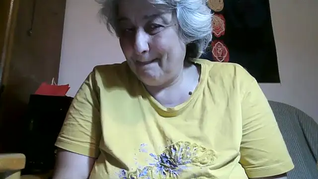 ExquisiteMature webcam