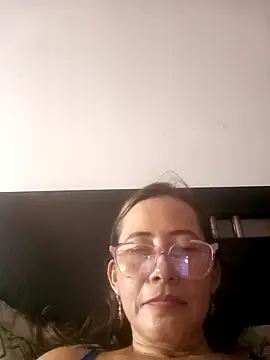 Webcam Model (Salome_69)  is live.Free join now!