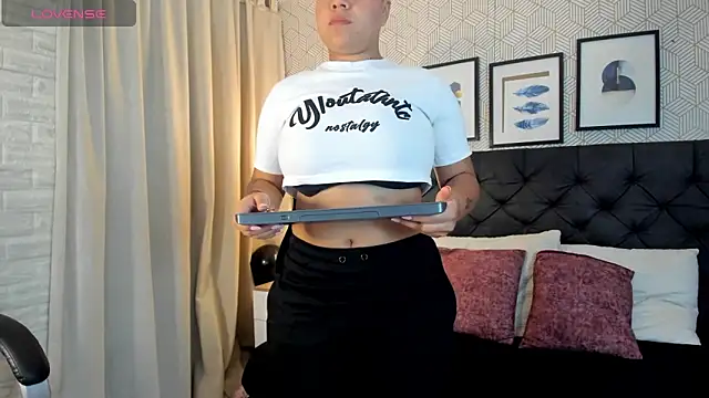 sophie__blare webcam