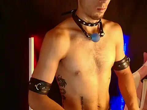 dark_men1 (M young) - kiss for you😏💋