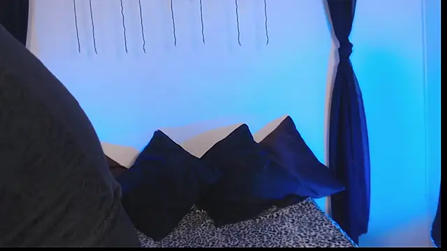 Agatha_Tenebris webcam