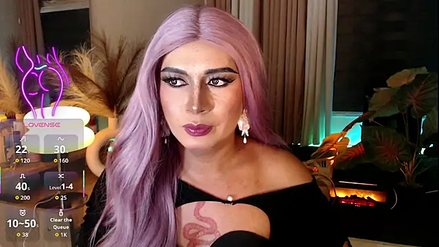 mslilly_croft (T young) - BOW, KNEEL DOWN TO YOUR ALMIGHTY GODDESS