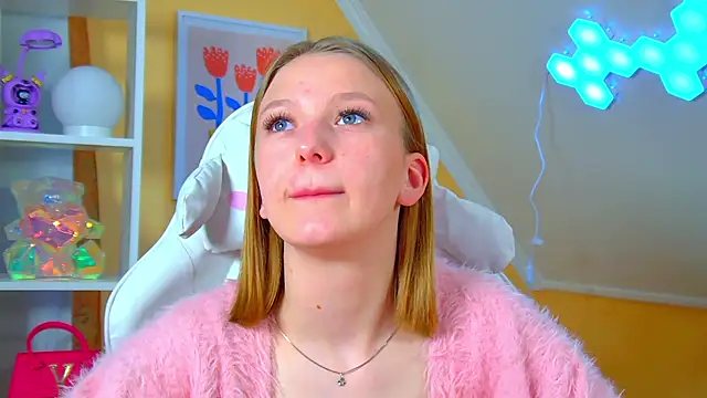 BeatriceBinoche webcam