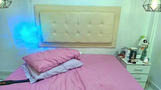 Mitchell_diaz webcam