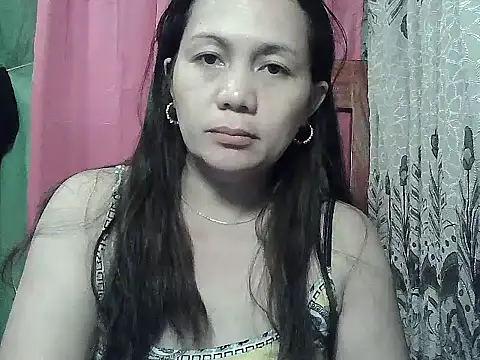 prettymomma24xx webcam