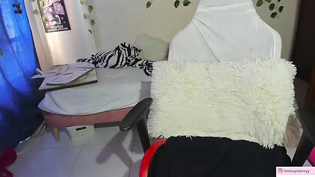 Lindsay_Sherry webcam